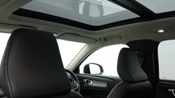 2025 (75) VOLVO XC40 2.0 B3P Ultra Dark 5dr Auto 4794401