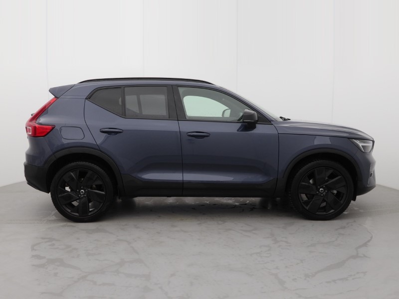 2025 (75) VOLVO XC40 2.0 B3P Plus Black Edition 5dr Auto 5282612