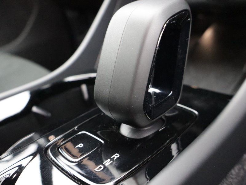 2025 (75) VOLVO XC40 2.0 B3P Plus Black Edition 5dr Auto 5282662