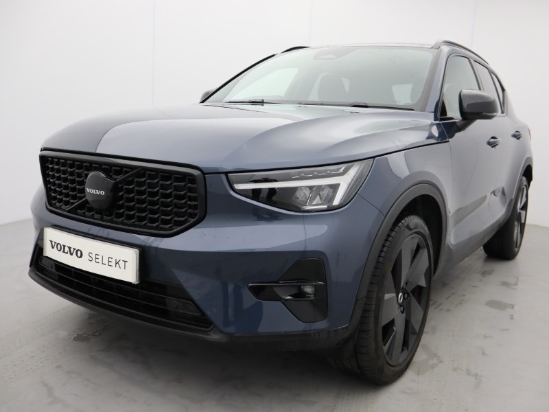 2025 (75) VOLVO XC40 2.0 B3P Plus Black Edition 5dr Auto 5282620