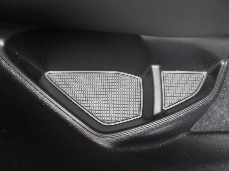 2025 (75) VOLVO XC40 2.0 B3P Plus Black Edition 5dr Auto 5282644