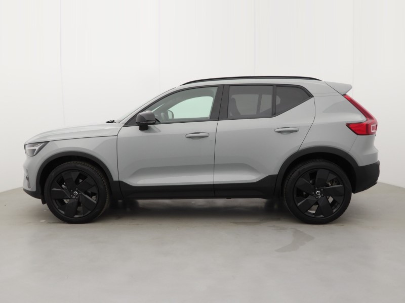 2025 (75) VOLVO XC40 2.0 B3P Plus Black Edition 5dr Auto 5279098