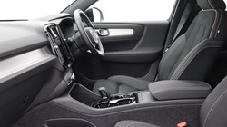 2025 (75) VOLVO XC40 2.0 B3P Plus Black Edition 5dr Auto 5279116
