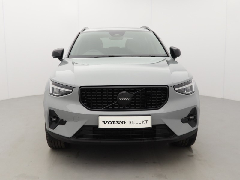 2025 (75) VOLVO XC40 2.0 B3P Plus Black Edition 5dr Auto 5279095