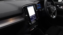2025 (75) VOLVO XC40 2.0 B3P Plus Black Edition 5dr Auto 5279131