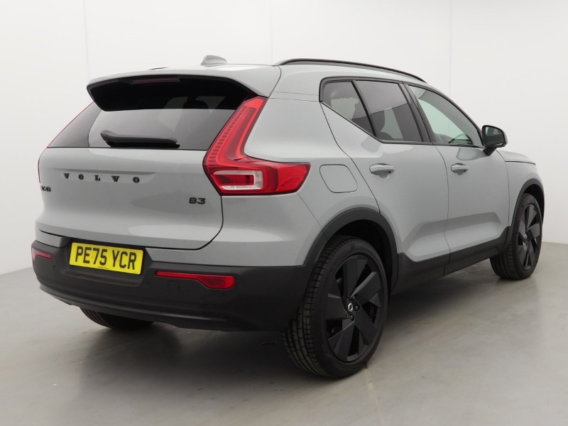 2025 (75) VOLVO XC40 2.0 B3P Plus Black Edition 5dr Auto 5279101