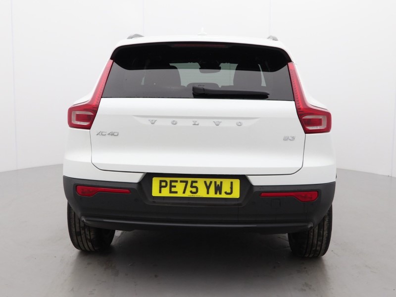 2025 (75) VOLVO XC40 2.0 B3P Plus Dark 5dr Auto*VAT QUALIFYING* 4670000