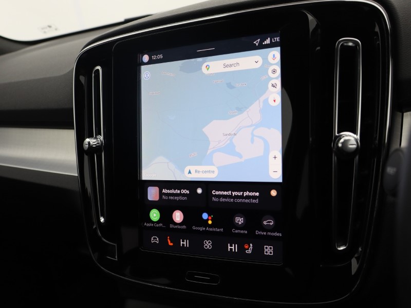 2025 (75) VOLVO XC40 2.0 B3P Plus Dark 5dr Auto*VAT QUALIFYING* 4670031