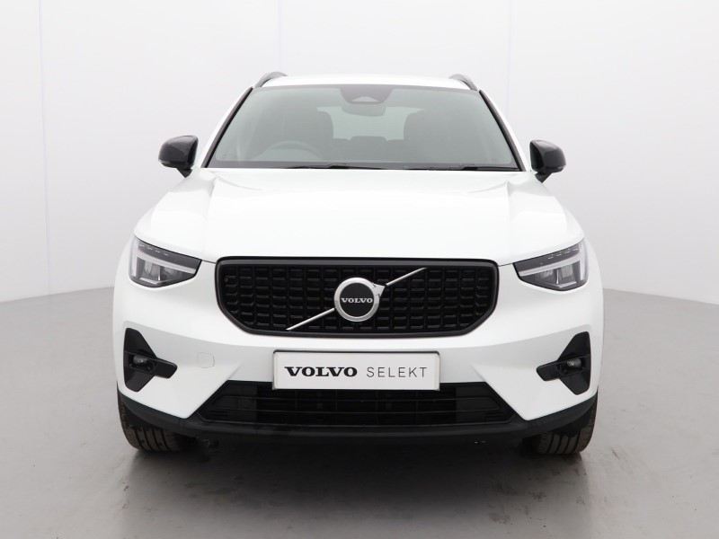 2025 (75) VOLVO XC40 2.0 B3P Plus Dark 5dr Auto*VAT QUALIFYING* 4669998