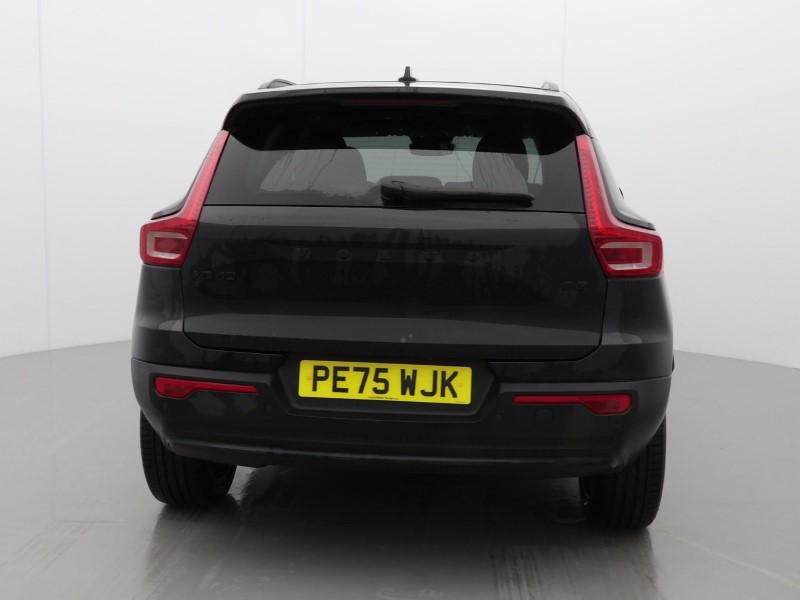 2025 (75) VOLVO XC40 2.0 B3P Ultra Black Edition 5dr Auto*VAT QUALIFYING* 5001958