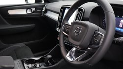2025 (75) VOLVO XC40 2.0 B3P Ultra Black Edition 5dr Auto*VAT QUALIFYING* 5001980