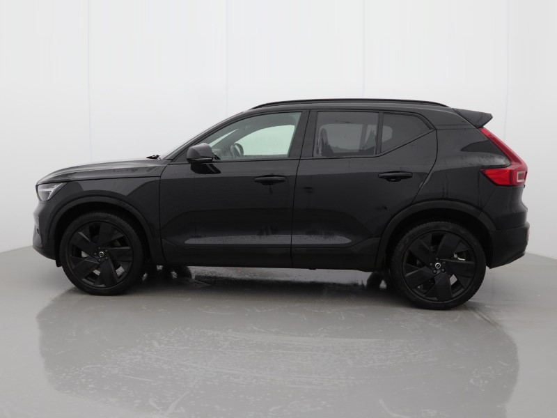 2025 (75) VOLVO XC40 2.0 B3P Ultra Black Edition 5dr Auto*VAT QUALIFYING* 5001959