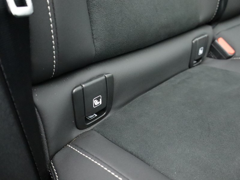 2025 (75) VOLVO XC40 2.0 B3P Ultra Black Edition 5dr Auto*VAT QUALIFYING* 5002009