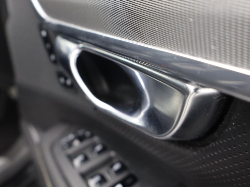 2020 (20) VOLVO V90 2.0 T4 R DESIGN Plus 5dr Geartronic 4782286