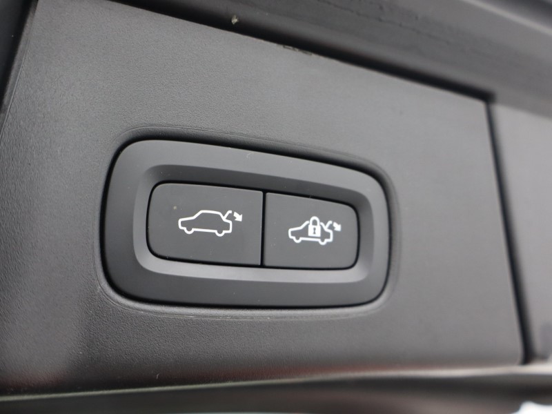 2020 (20) VOLVO V90 2.0 T4 R DESIGN Plus 5dr Geartronic 4782323