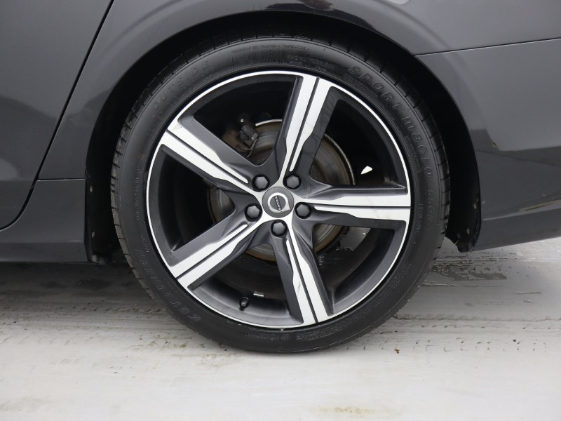 2020 (20) VOLVO V90 2.0 T4 R DESIGN Plus 5dr Geartronic 4782327