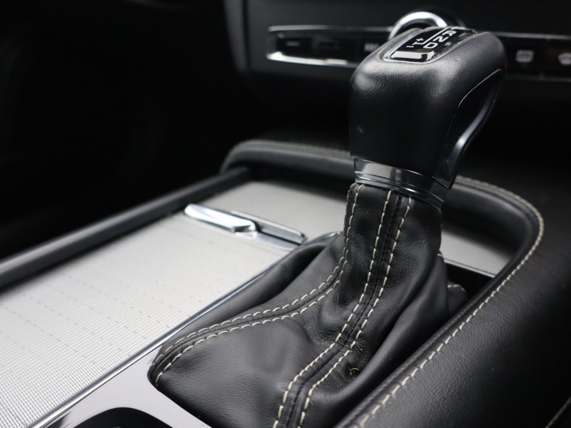 2020 (20) VOLVO V90 2.0 T4 R DESIGN Plus 5dr Geartronic 4782309