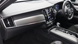 2020 (20) VOLVO V90 2.0 T4 R DESIGN Plus 5dr Geartronic 4782294