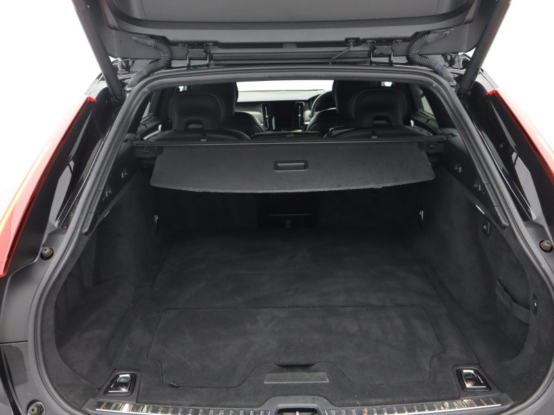 2020 (20) VOLVO V90 2.0 T4 R DESIGN Plus 5dr Geartronic 4782322