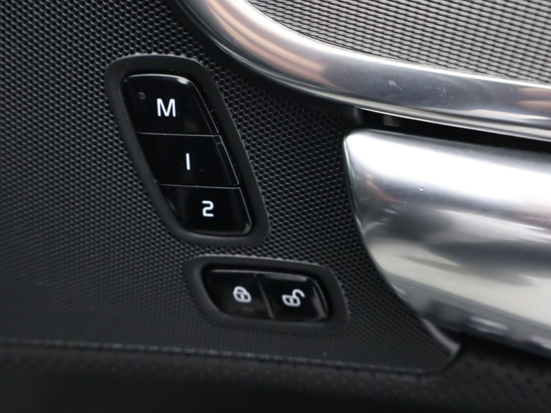 2020 (20) VOLVO V90 2.0 T4 R DESIGN Plus 5dr Geartronic 4782287