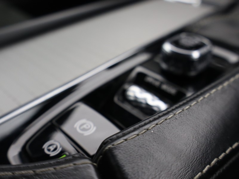 2020 (20) VOLVO V90 2.0 T4 R DESIGN Plus 5dr Geartronic 4782310