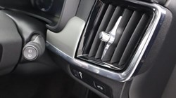 2020 (20) VOLVO V90 2.0 T4 R DESIGN Plus 5dr Geartronic 4782288