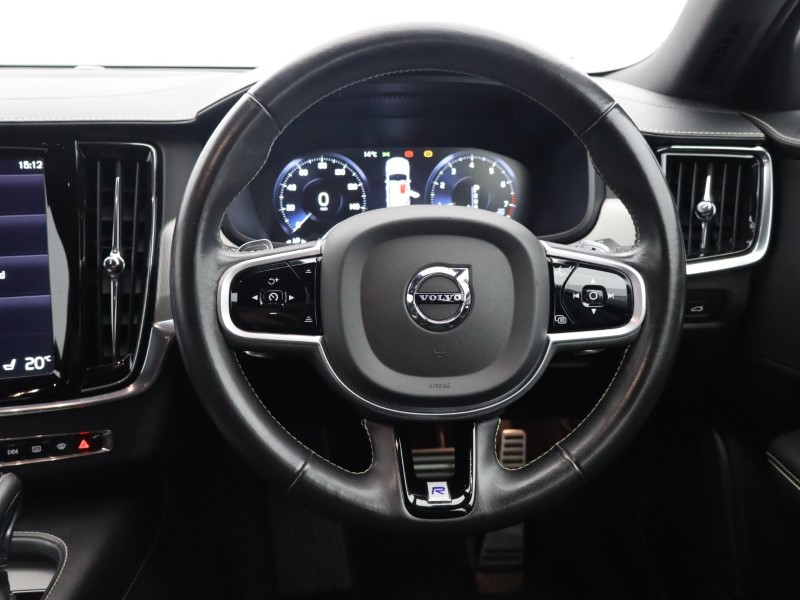 2020 (20) VOLVO V90 2.0 T4 R DESIGN Plus 5dr Geartronic 4782301