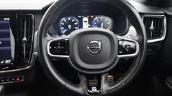 2020 (20) VOLVO V90 2.0 T4 R DESIGN Plus 5dr Geartronic 4782301