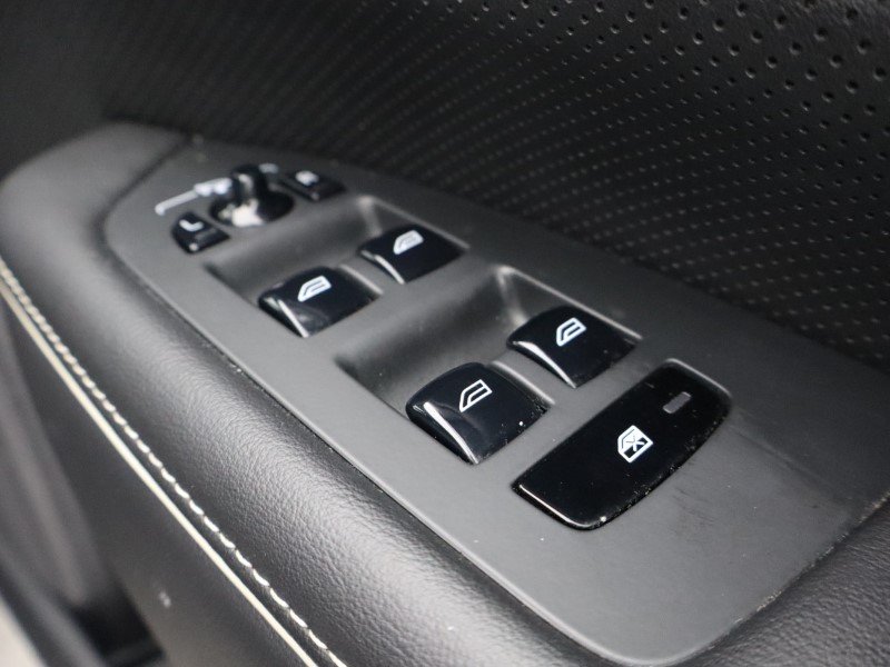 2020 (20) VOLVO V90 2.0 T4 R DESIGN Plus 5dr Geartronic 4782285