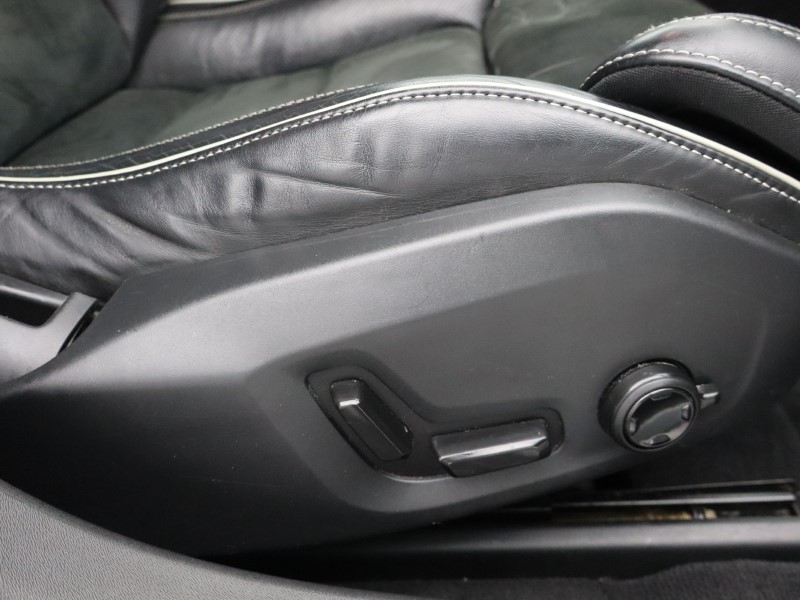 2020 (20) VOLVO V90 2.0 T4 R DESIGN Plus 5dr Geartronic 4782289