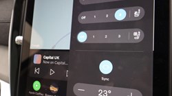 2025 (75) VOLVO XC90 2.0 B5P Ultra Bright 5dr AWD Geartronic *VAT QUALIFYING* 4663280