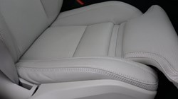 2025 (75) VOLVO XC90 2.0 B5P Ultra Bright 5dr AWD Geartronic *VAT QUALIFYING* 4663259