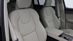 2025 (75) VOLVO XC90 2.0 B5P Ultra Bright 5dr AWD Geartronic *VAT QUALIFYING* 4663260