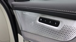 2025 (75) VOLVO XC90 2.0 B5P Ultra Bright 5dr AWD Geartronic *VAT QUALIFYING* 4663252