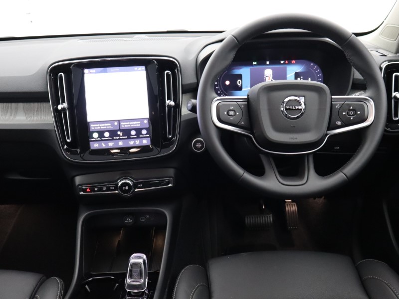 2025 (75) VOLVO XC40 2.0 B3P Ultra Dark 5dr Auto*VAT QUALIFYING* 4643139