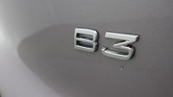 2025 (75) VOLVO XC40 2.0 B3P Ultra Dark 5dr Auto*VAT QUALIFYING* 4643162
