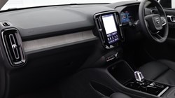 2025 (75) VOLVO XC40 2.0 B3P Ultra Dark 5dr Auto*VAT QUALIFYING* 4643130