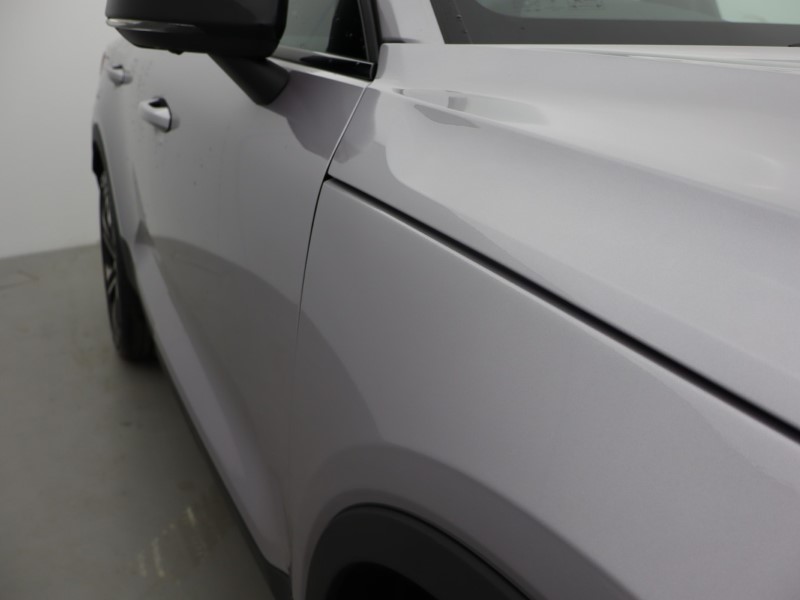 2025 (75) VOLVO XC40 2.0 B3P Ultra Dark 5dr Auto*VAT QUALIFYING* 4643159