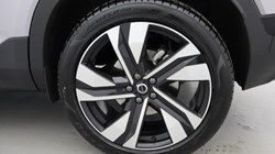 2025 (75) VOLVO XC40 2.0 B3P Ultra Dark 5dr Auto*VAT QUALIFYING* 4643168
