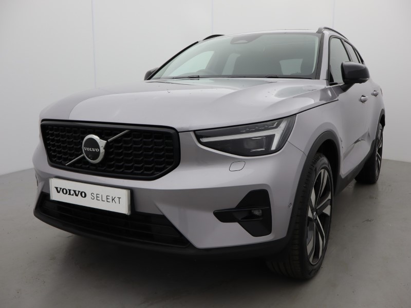 2025 (75) VOLVO XC40 2.0 B3P Ultra Dark 5dr Auto*VAT QUALIFYING* 4643158