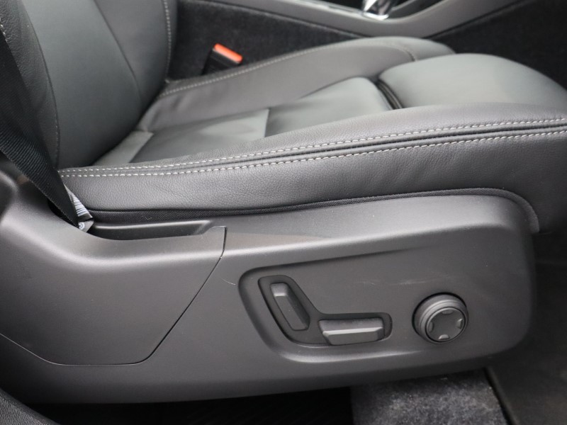 2025 (75) VOLVO XC40 2.0 B3P Ultra Dark 5dr Auto*VAT QUALIFYING* 4643125