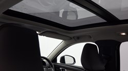 2025 (75) VOLVO XC40 2.0 B3P Ultra Dark 5dr Auto*VAT QUALIFYING* 4643134