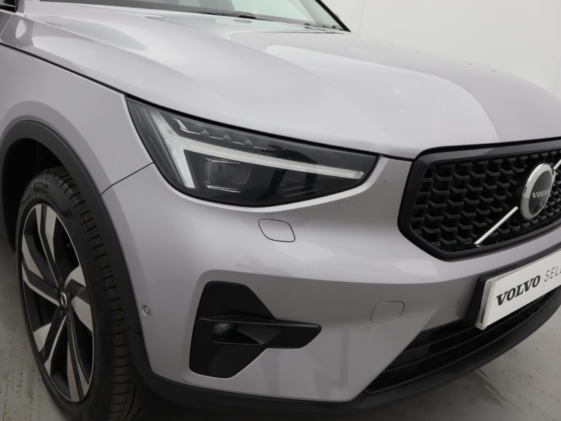 2025 (75) VOLVO XC40 2.0 B3P Ultra Dark 5dr Auto*VAT QUALIFYING* 4643155