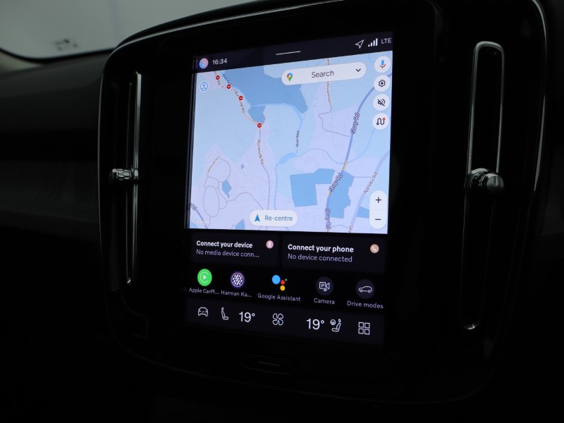 2025 (75) VOLVO XC40 2.0 B3P Ultra Dark 5dr Auto*VAT QUALIFYING* 4643144