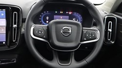 2024 (74) VOLVO XC40 2.0 B3P Ultra Dark 5dr Auto 4594653
