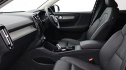 2024 (74) VOLVO XC40 2.0 B3P Ultra Dark 5dr Auto 4594629