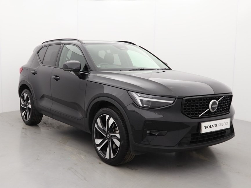 2024 (74) VOLVO XC40 2.0 B3P Ultra Dark 5dr Auto
