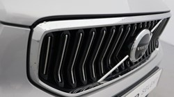 2024 (74) VOLVO XC40 2.0 B4P Ultra Dark 5dr Auto 4596680
