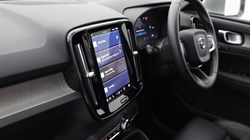 2024 (74) VOLVO XC40 2.0 B4P Ultra Dark 5dr Auto 4596652