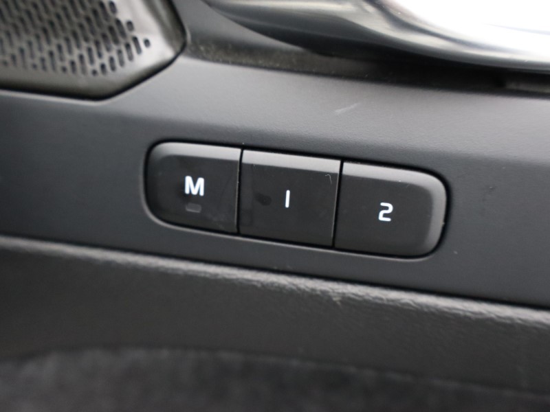 2024 (74) VOLVO XC40 2.0 B4P Ultra Dark 5dr Auto*VAT QUALIFYING* 4596643